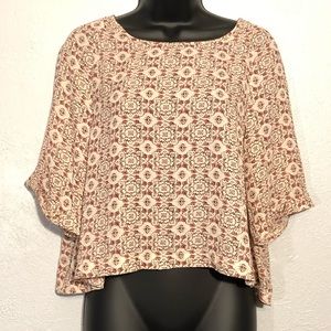 ABOUT A GIRL Los Angeles Crop shirt blouse Sz XS